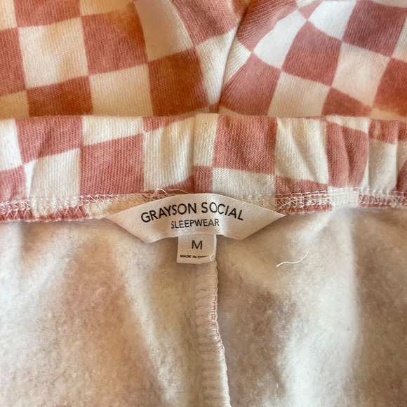 Grayson Social Pajama Set Women M Pink Loungewear Plant Mom Sleepwear Shorts NWT - Picture 9 of 16